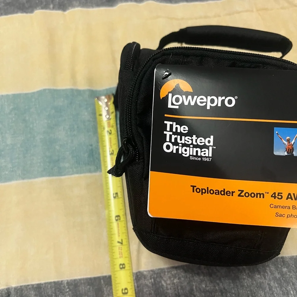 Lowepro Black Toploader Zoom 45 AW Camera Bag NWT